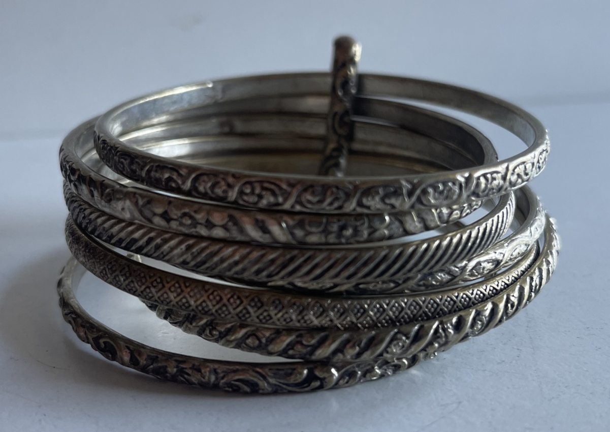 old_tuareg_7_bangle_week_bracelet_low_grade_tribal_silver_124g_semainier