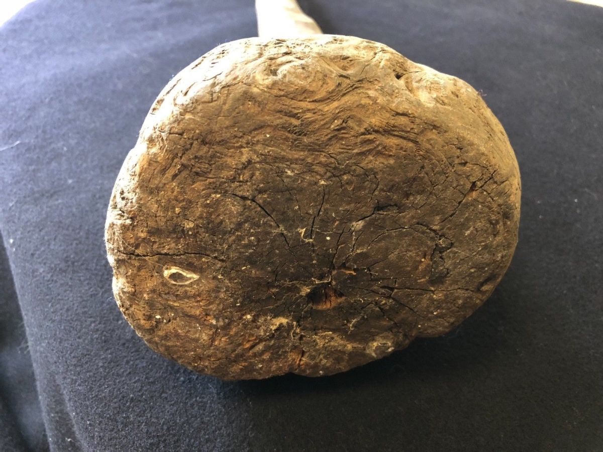 fidjian_art_bois_et_boule_en_racine_de_nokonodo_iles_fidji_matanitu_ko_viti
