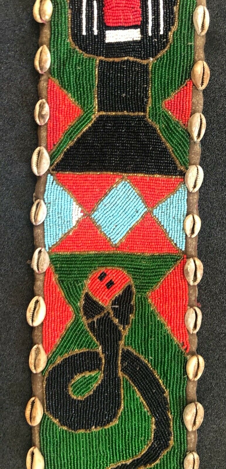 nigeria_yoruba_bretelle_de_tambour_1970_afrique_tissus_et_enormement_de_perles