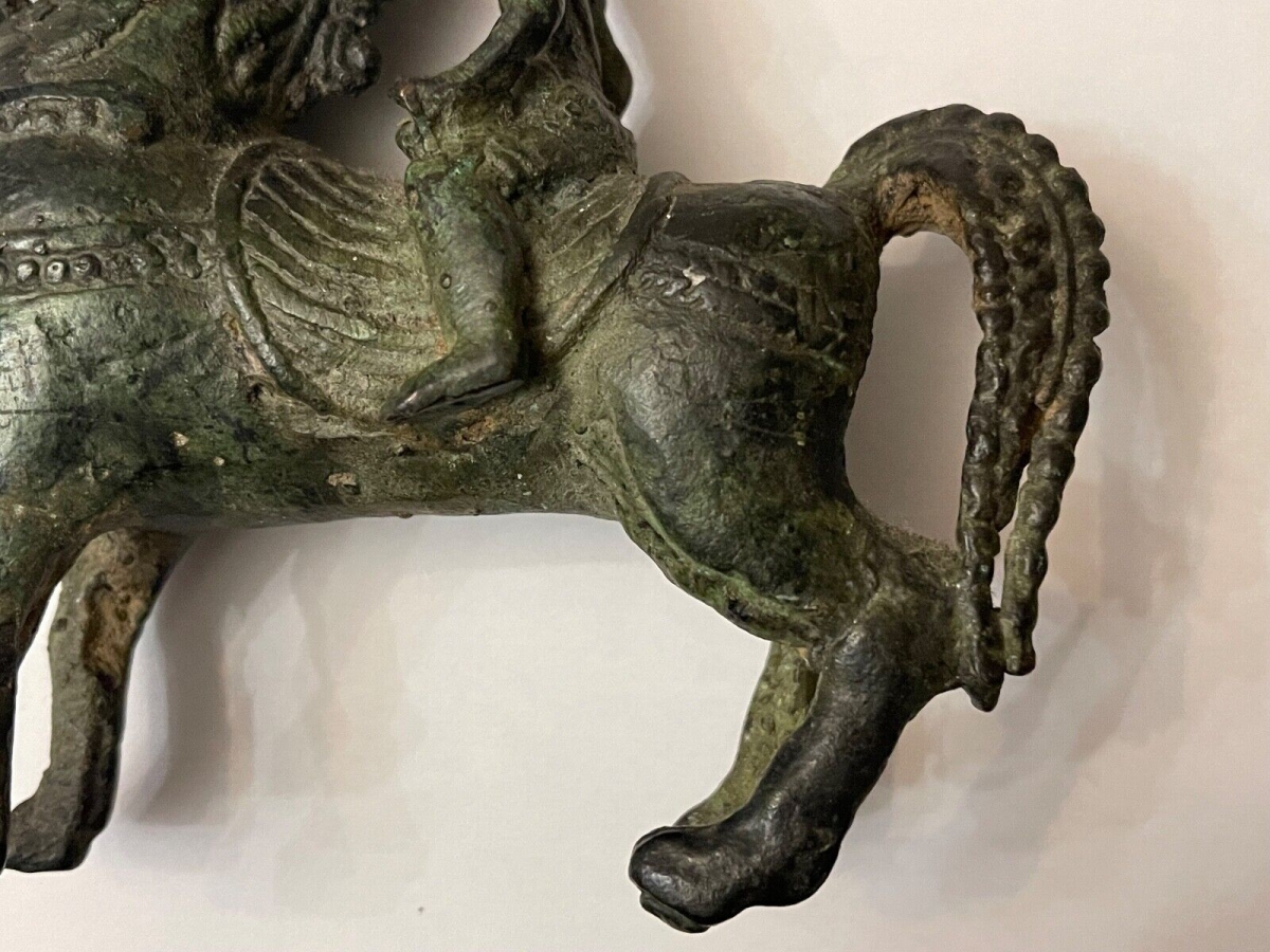 cavalier_bronze_patine_noire_empire_khmer_cambodge_xviiieme_cheval_asie