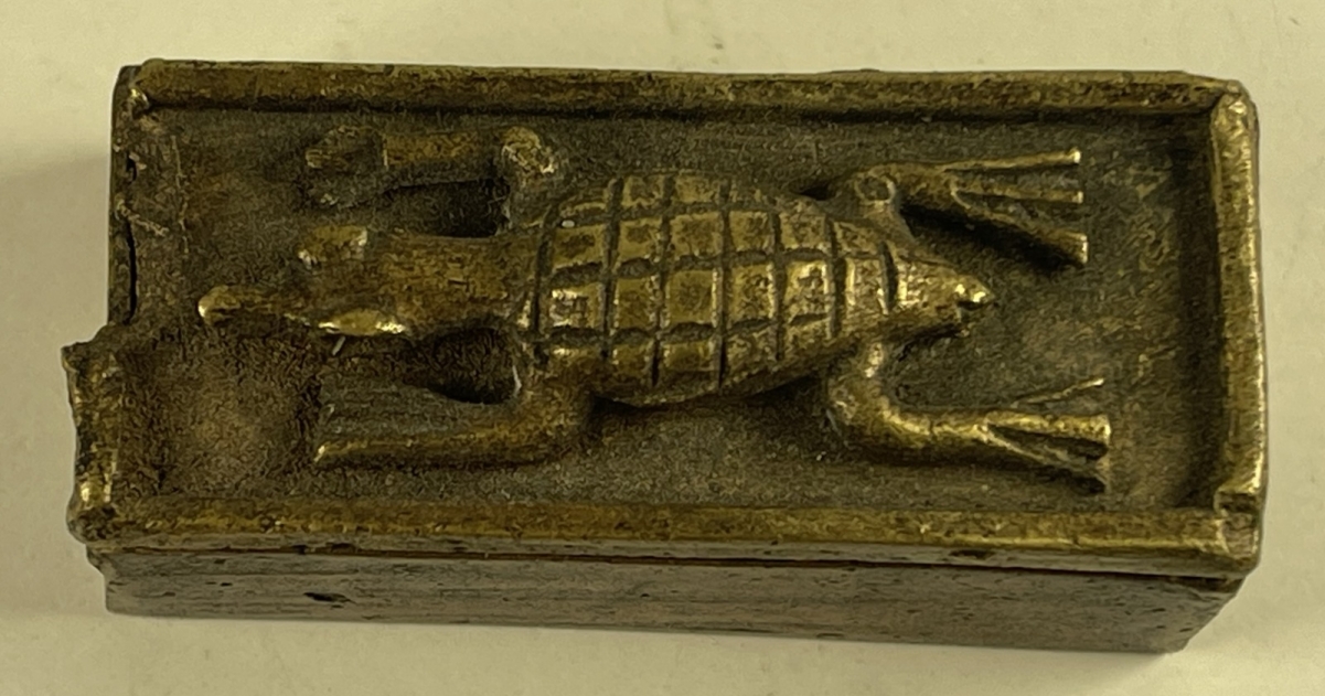african_akan_style_bronze_gold_weight_box_crocodile_ghana_ashanti_tribal
