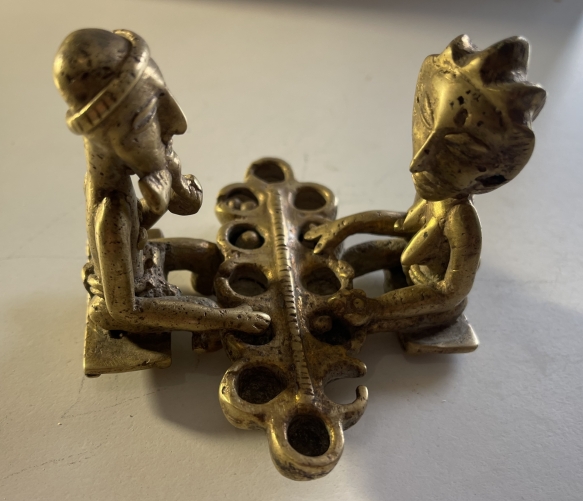 bronze_akan_ghana_scene_jeu_oware_awale_personnages_art_africain