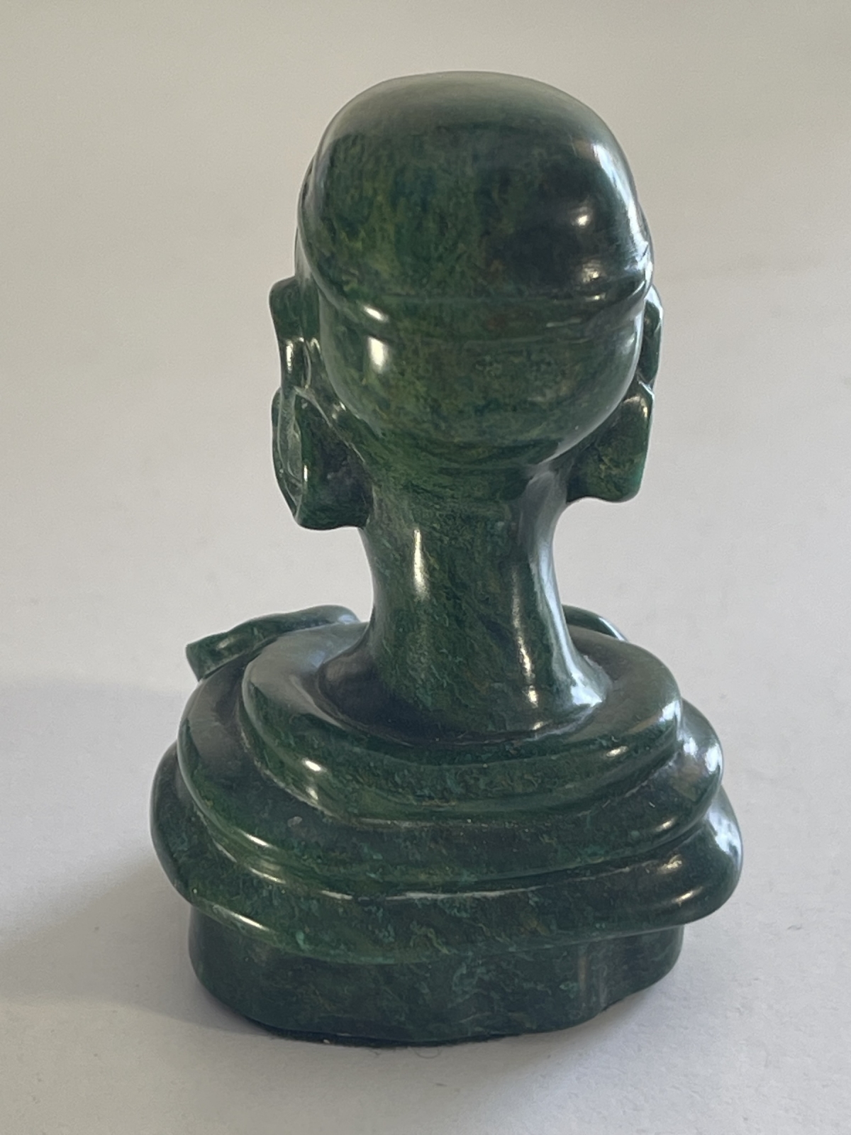 zimbabwe_art_shona_petite_sculpture_buste_afrique_en_pierre_serpentine_verte