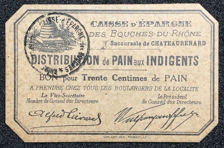 caisse_depargne__chateaurenard_marseille__distribution_de_pain,_ruche_abeille_