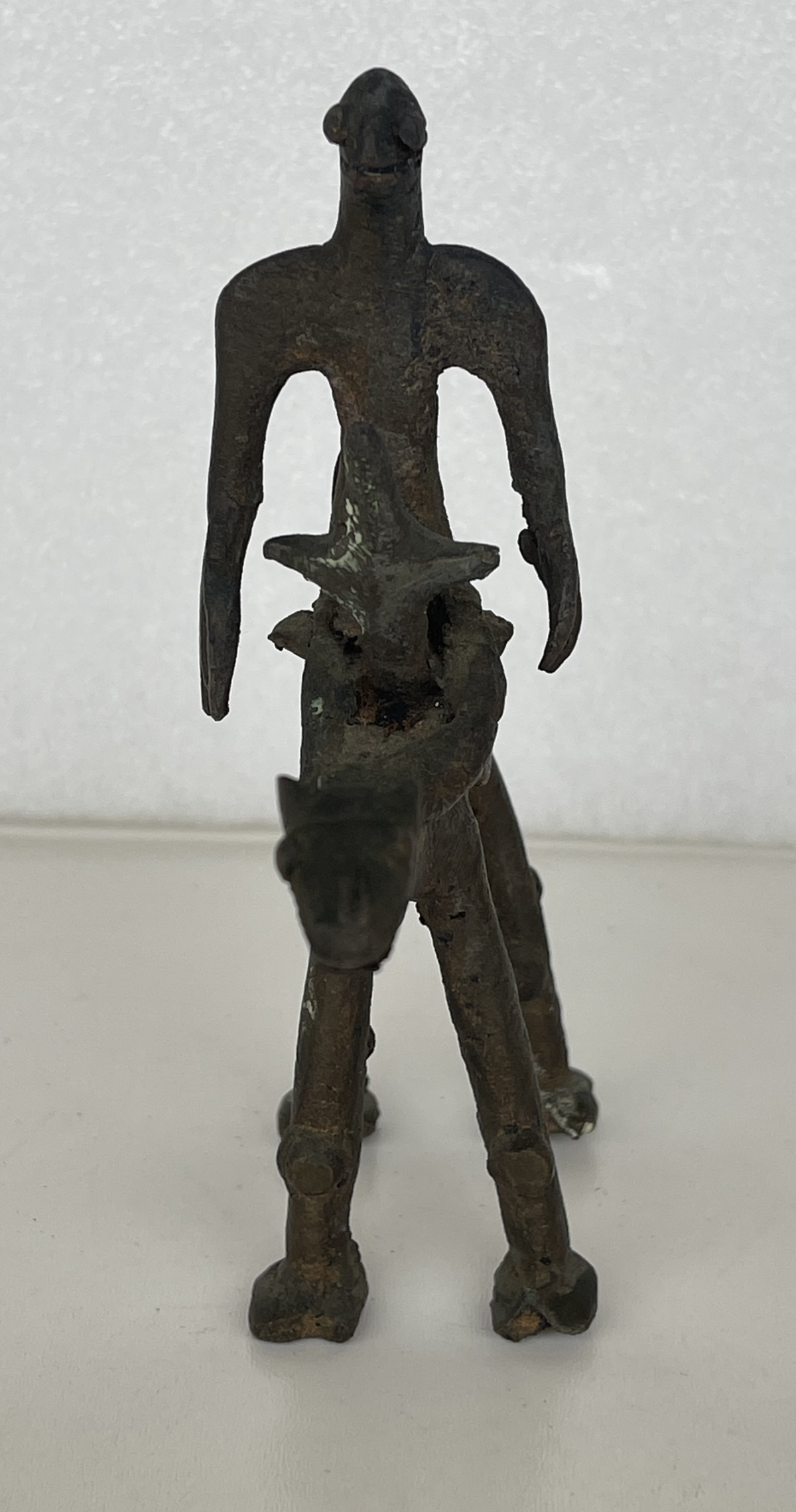 dogon_mehariste_en_bronze_du_mali_xxe_afrique_dromadaire_cavalier