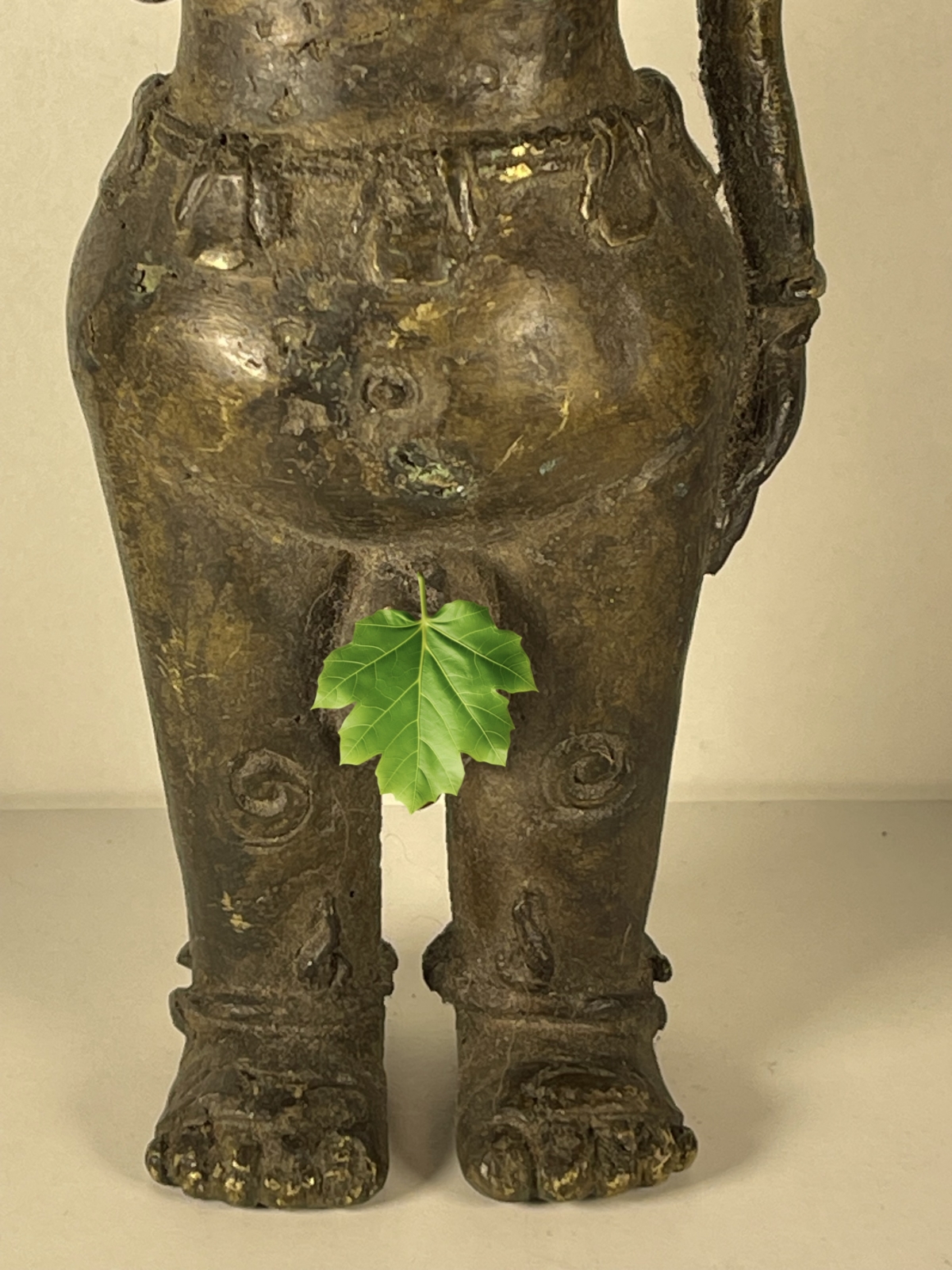 southeast_asian_bronze_figure_male_sculpture_thailand_laos_khmer_19/20th_century