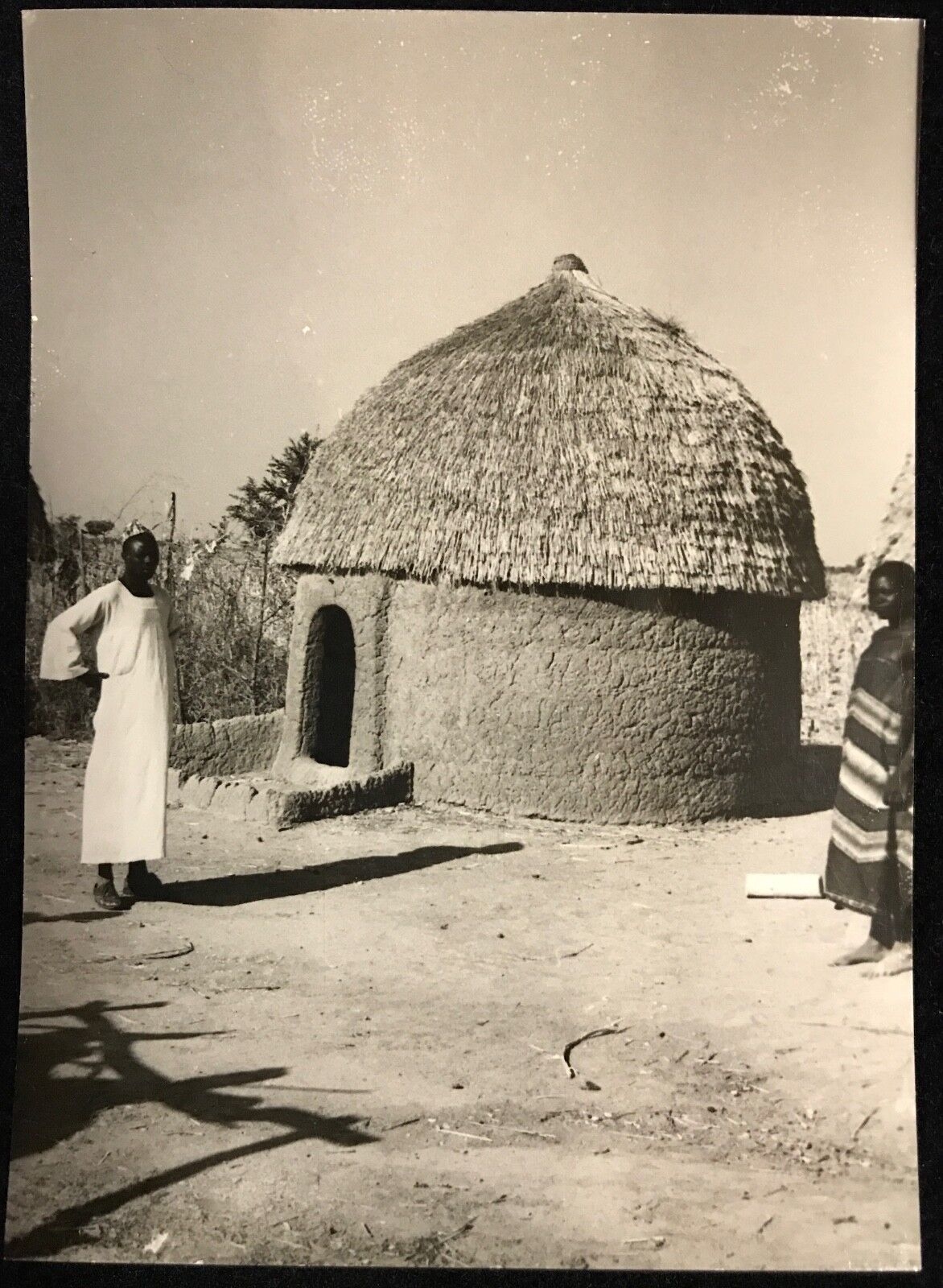 cameroun_case_obus,_rhumsiki__afrique_kapsiki_circa_1950__tirage_argentique_