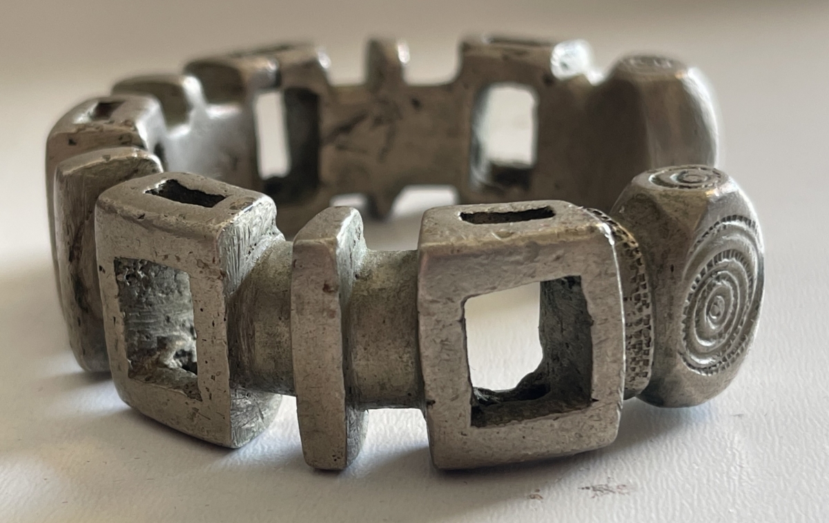 antique_nupe_bronze_cuff_bracelet_nigeria_african_tribal_19th_century_afrique