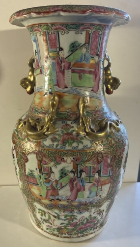 chinese_canton_famille_rose_porcelain_vase_19th_century_gilt_dragons_chine