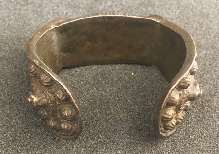 bracelet_argent_bas_titre_patine_noire_ottoman_des_balkans_xixe_grece