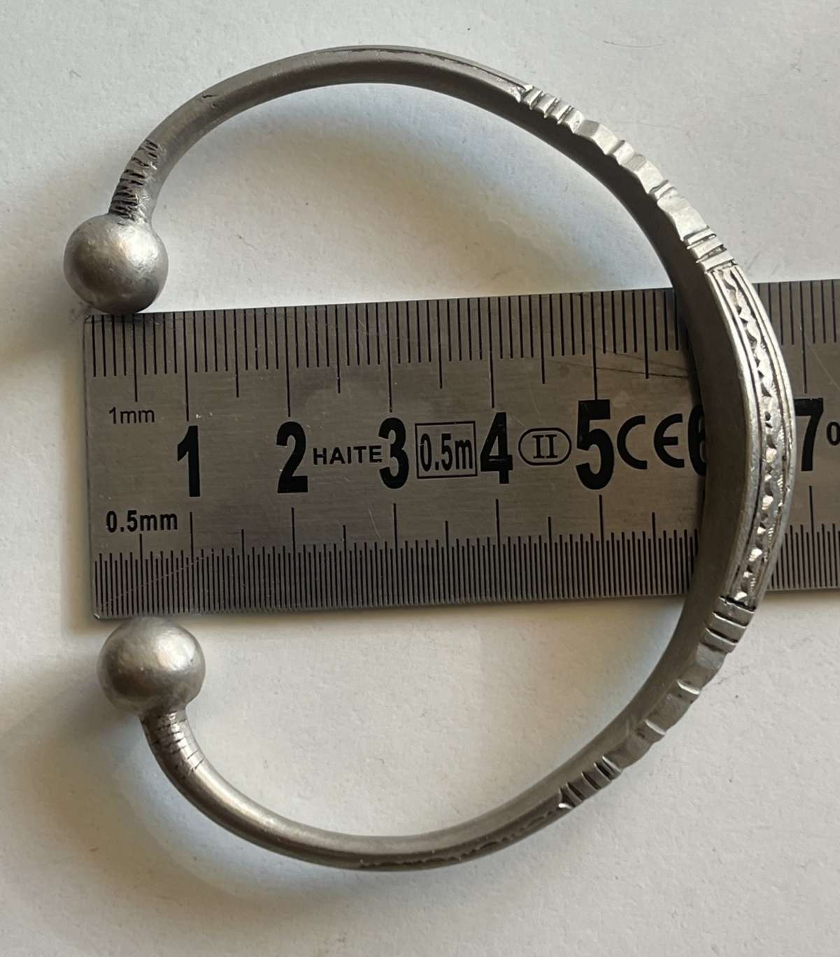 old_tuareg_niger_bracelet_low_grade_tribal_silver_engraved_african_jewelry