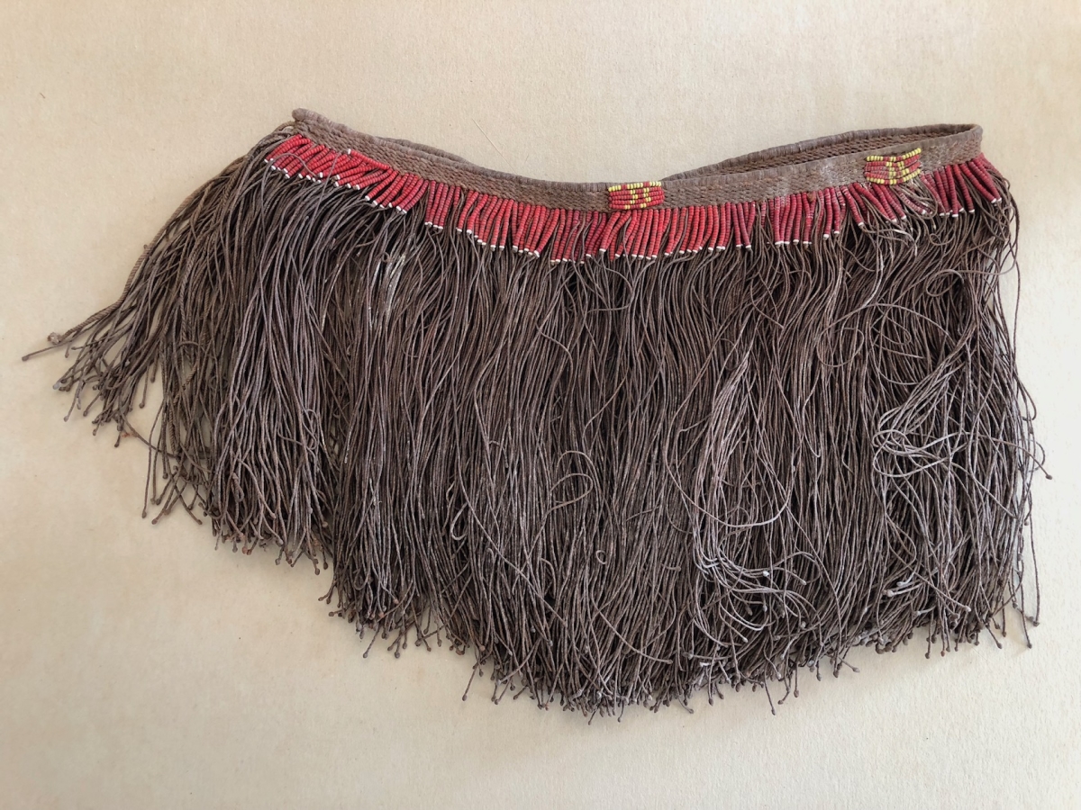 pagne_kirdi_cameroun_afrique_superbe_ancienne_collection_long_70_cm_hauteur_25_cm