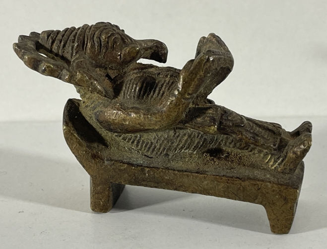 ganesh_lisant_un_livre_inde_art_elephant_xixe-xxe_patine_ancienne_hindu