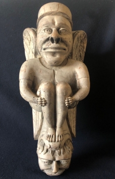 cul-de-lampe_ange_grotesque_tres_ancien_en_bois_gout_moyen_??ge