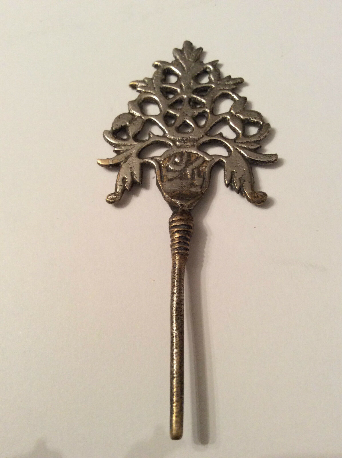 bouchon_flacon_a_khol__moyen_orient,_arabie_saoudite_