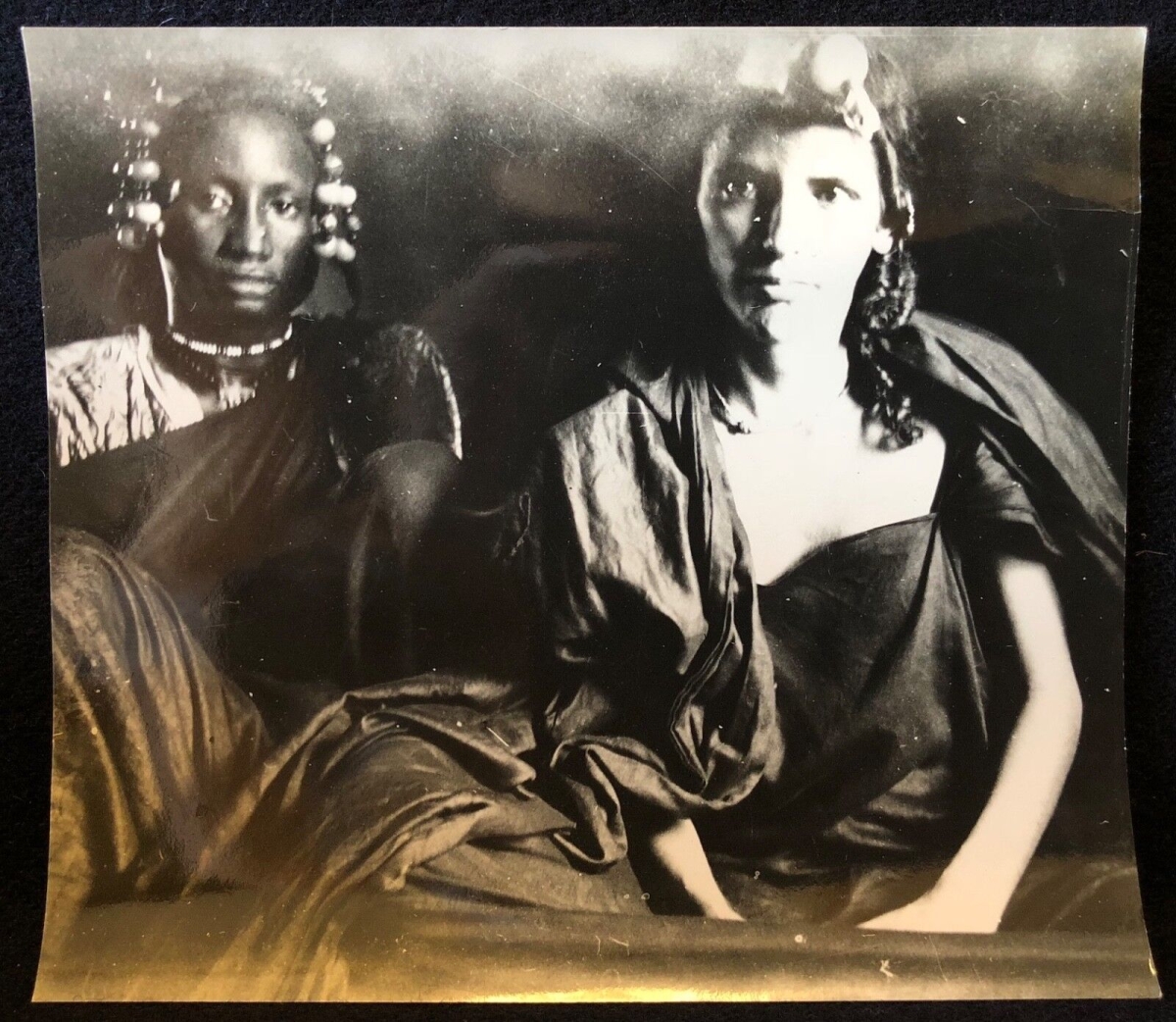 femmes_touareg,_circa_1955,_tirage_argentique__anonyme_afrique_africa__
