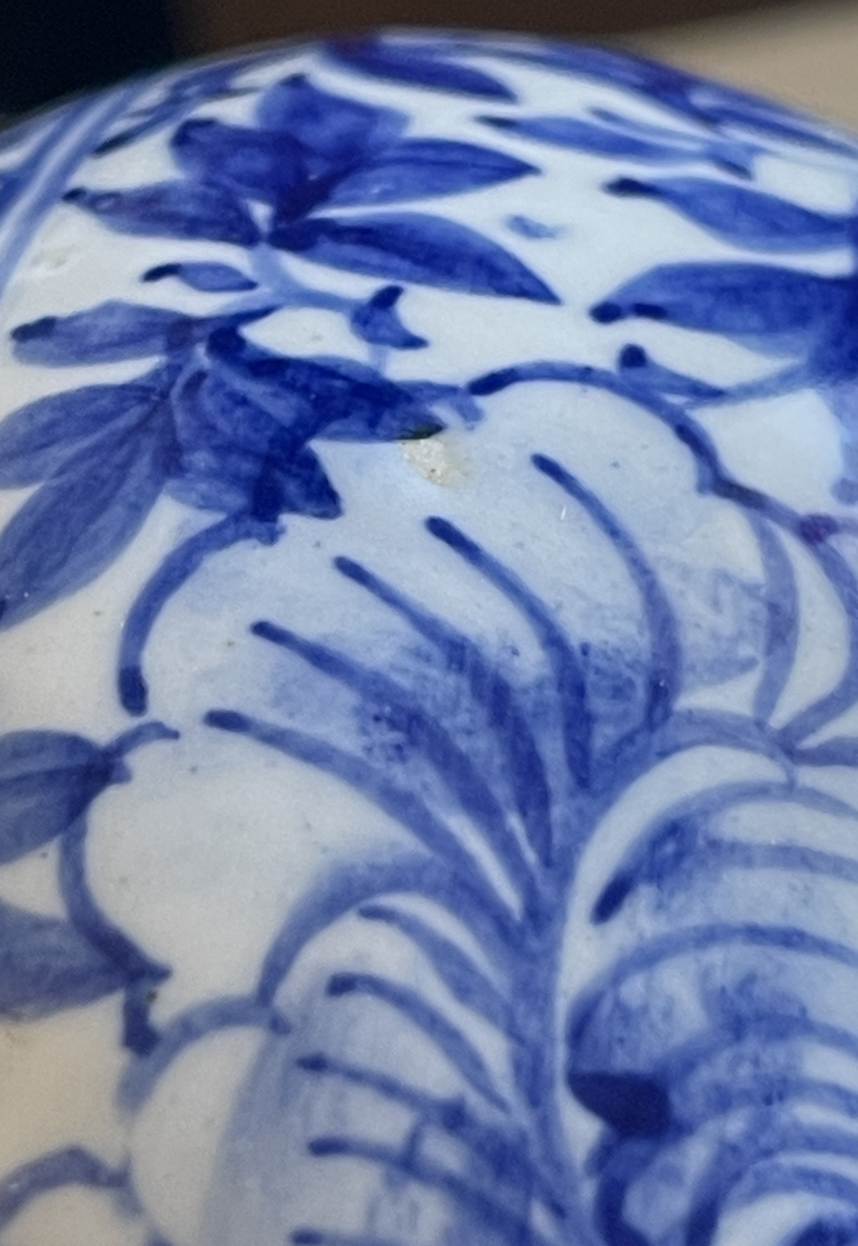 blue_and_white_porcelain_vase_chinese_19th_century_china_chine