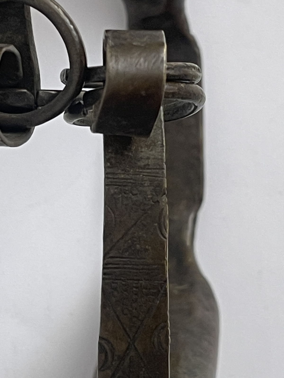 bracelet_hochet_de_danse_yoruba_antique_en_bronze_africain