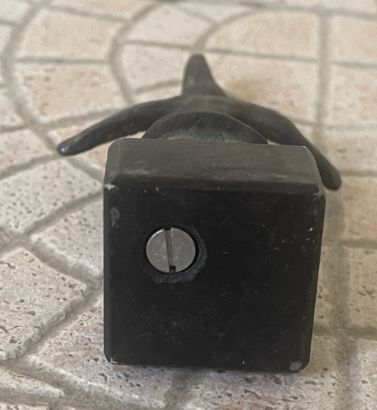 pretresse_vers_venise_statuette_petit_bronze_patine_brune_italie_copie