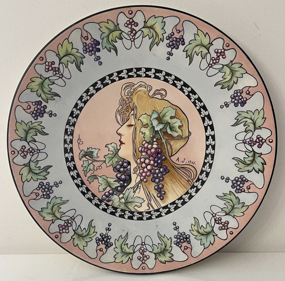chinese_art_nouveau_plate_after_henri_privat_livemont_1905_woman_grapes