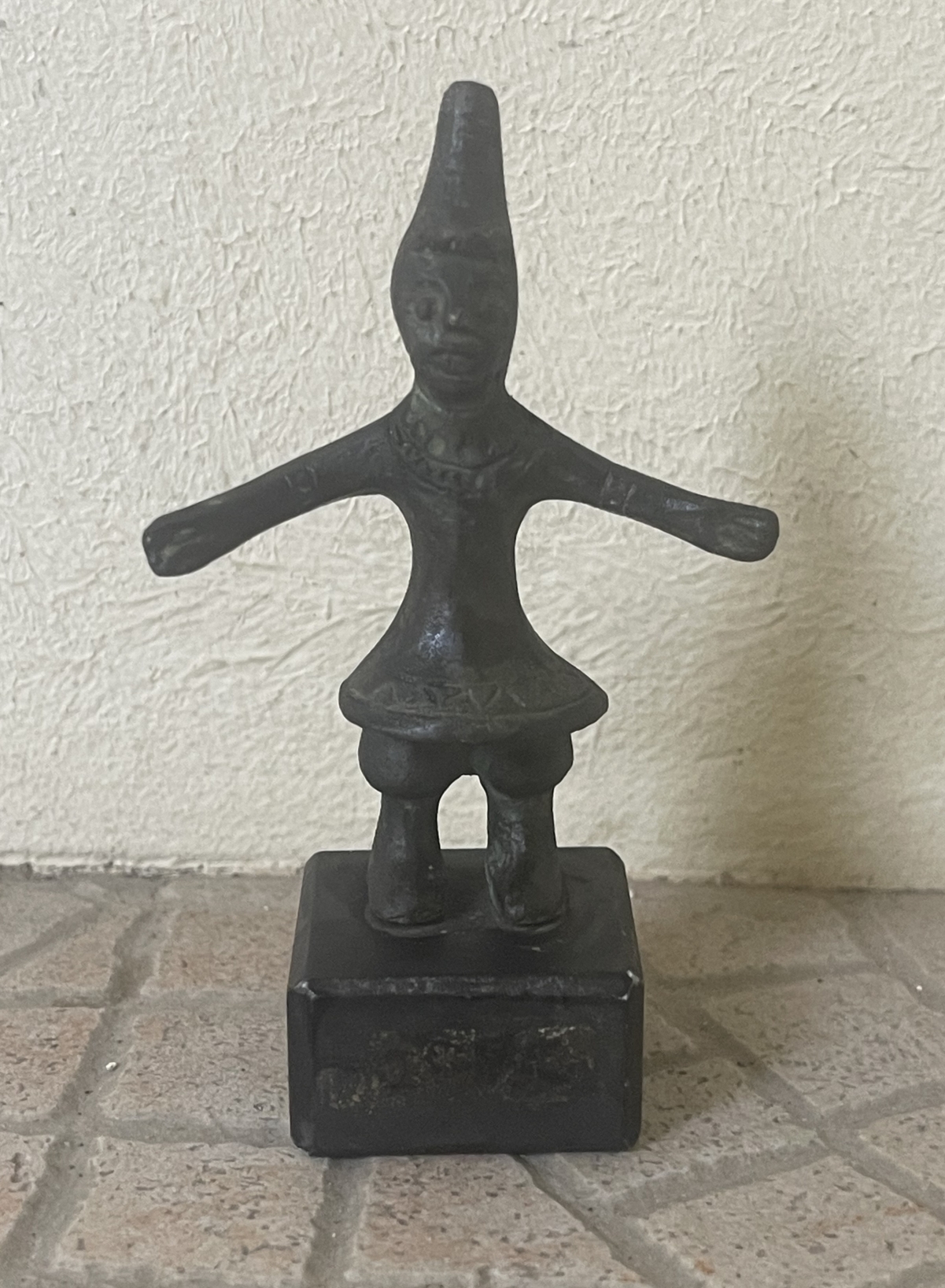 pretresse_vers_venise_statuette_petit_bronze_patine_brune_italie_copie