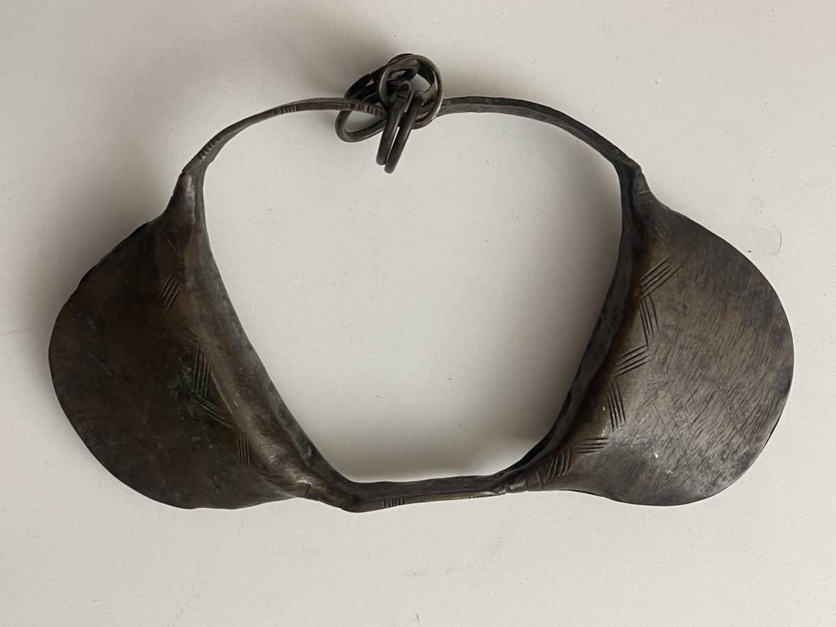 bracelet_hochet_de_danse_yoruba_antique_en_bronze_africain