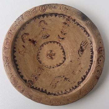 algerie_plat_amazigh_kabylie_symbole_animaux_et_personnages_terre_cuite_xxe