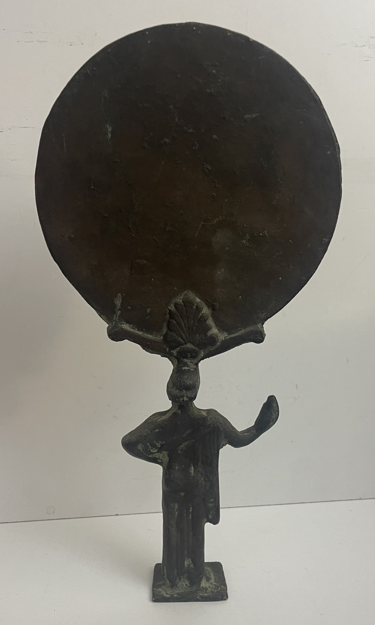 miroir_a_pied_etrusque_en_bronze_grave_italie_copie_xxe_hauteur_37,8_cm