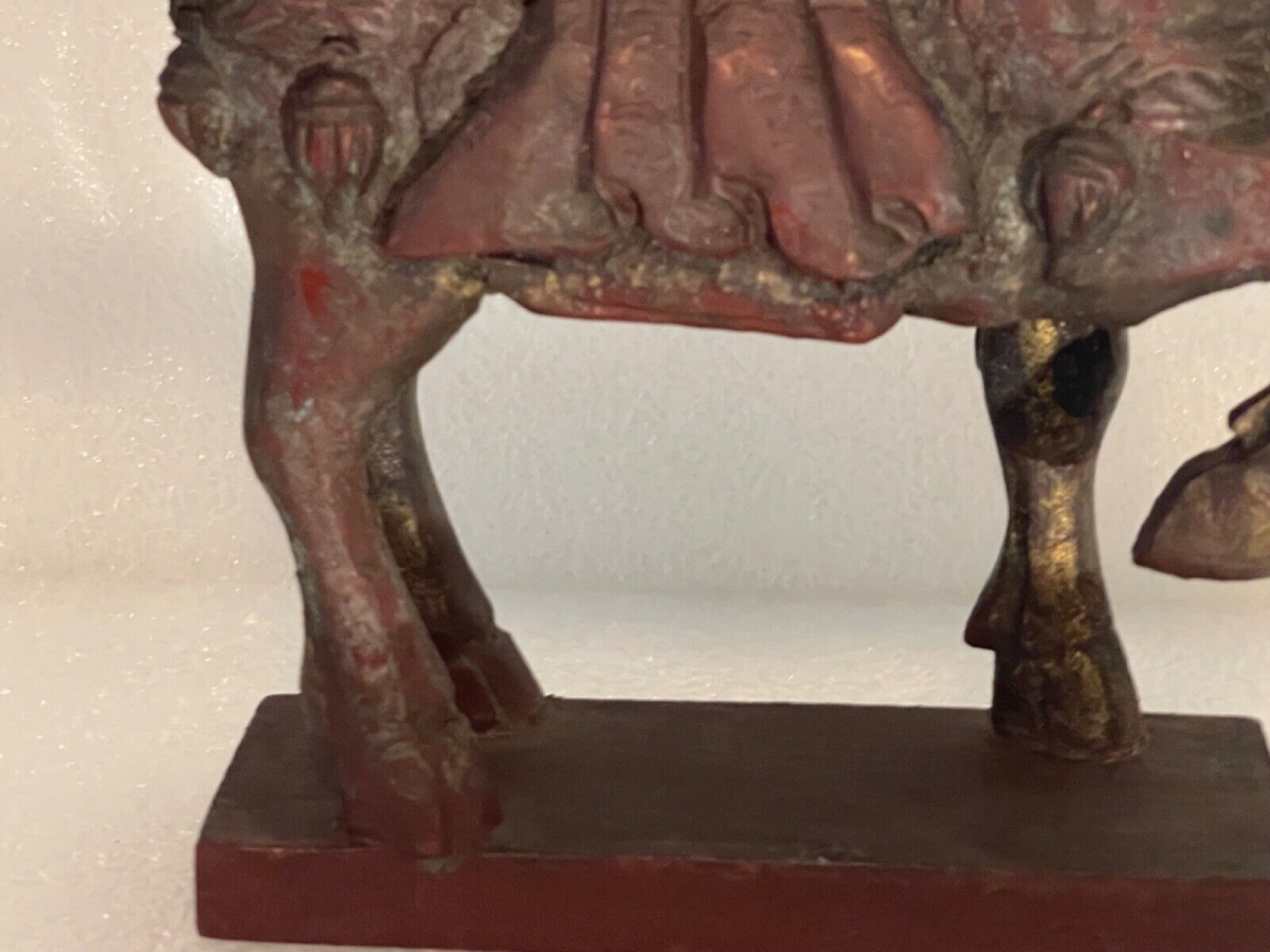 chine_cheval_trace_dorure_en_bois_gout_tang_h_16,5_cm
