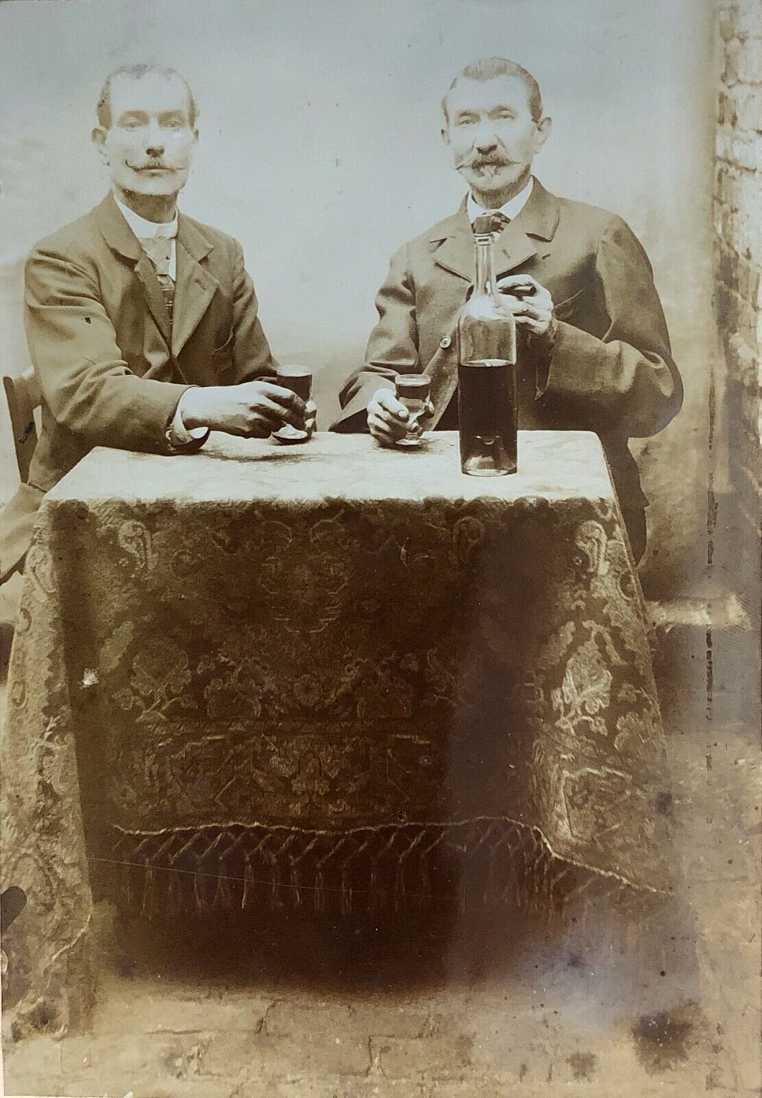 les_buveurs_photographe_joseph_nelles_191_rue_de_villars_denain_vers_1862