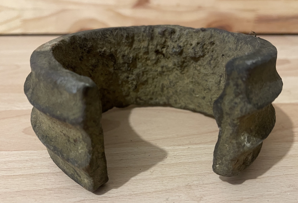 mongo_afrique_congo_belge__ancien_bracelet_monnaie_bijoux_bronze__poids_1kg_565_