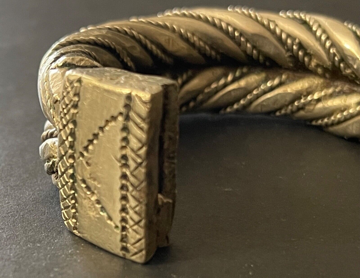 bracelet_amazigh_argente_piece_ethnique_ancienne_afrique_du_nord