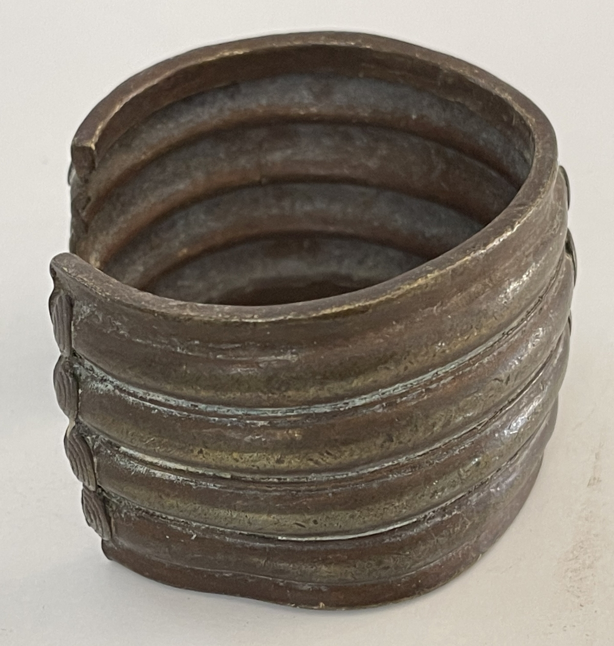 bracelet_alliage_bronzier_ethnie_akan_golfe_de_guinee_afrique_134_grammes