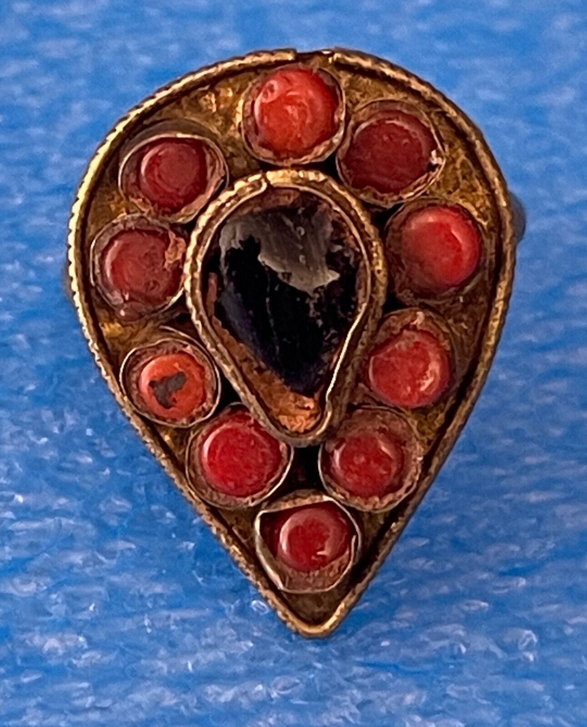 afghanistan_bague_circa_1960_bijoux_ethnique_afganistan_noir_et_rouge