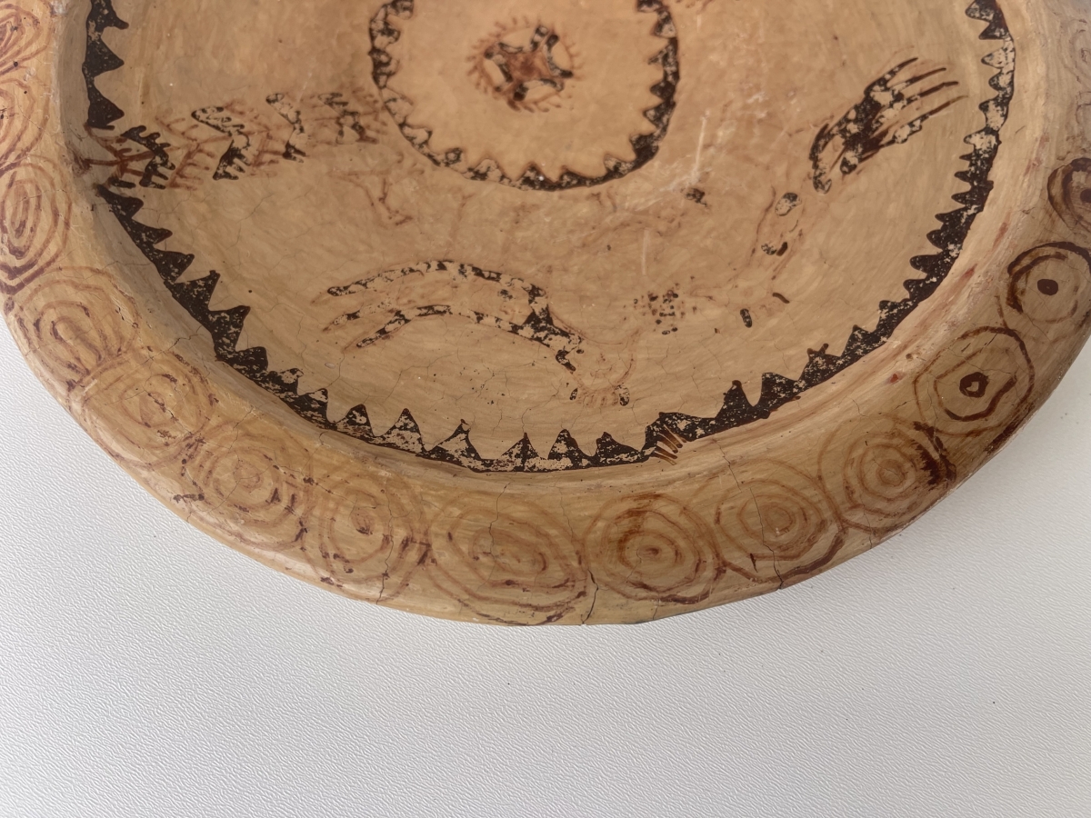 algerie_plat_amazigh_kabylie_symbole_animaux_et_personnages_terre_cuite_xxe