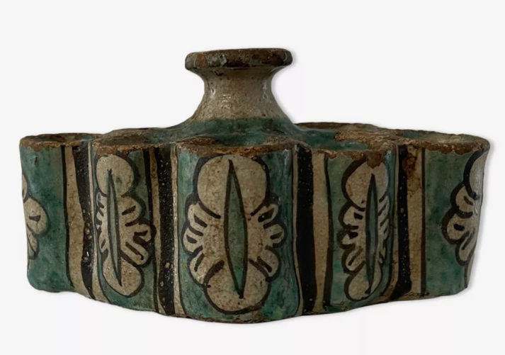 encrier_a_9_godets_denlumineur_xviii_debut_xix,_maroc_fes