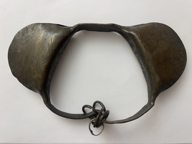 bracelet_hochet_de_danse_yoruba_antique_en_bronze_africain