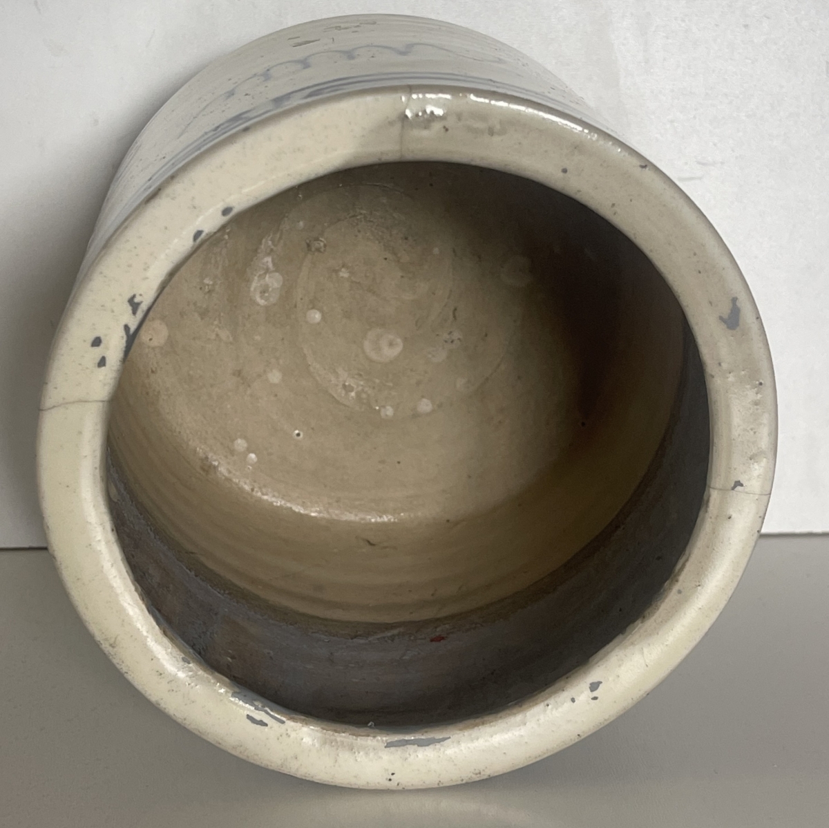 chine_pot_a_pinceaux_bitong_porcelaine_blanc_bleu_dragons_chine_xviii