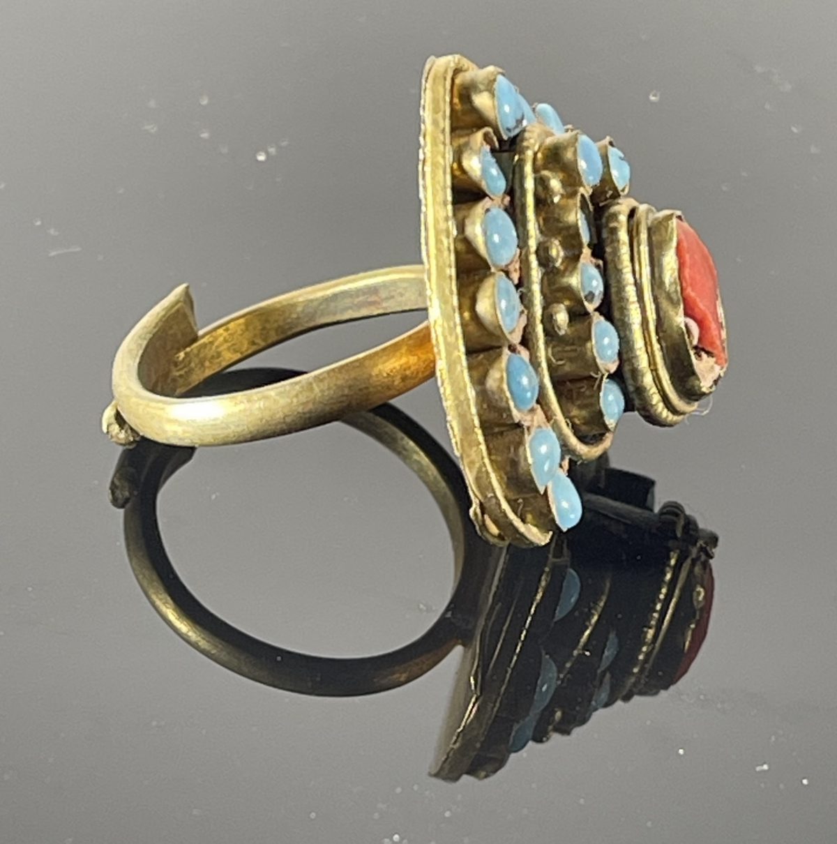 afghanistan_bague_coeur_vers_1960_bijoux_ethnique_afganistan_vert_and_rouge