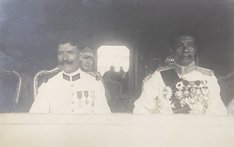 cambodge_roi_preah_bat_sisowath_monivong_1875_-_1941_carte_photographie_c_1925