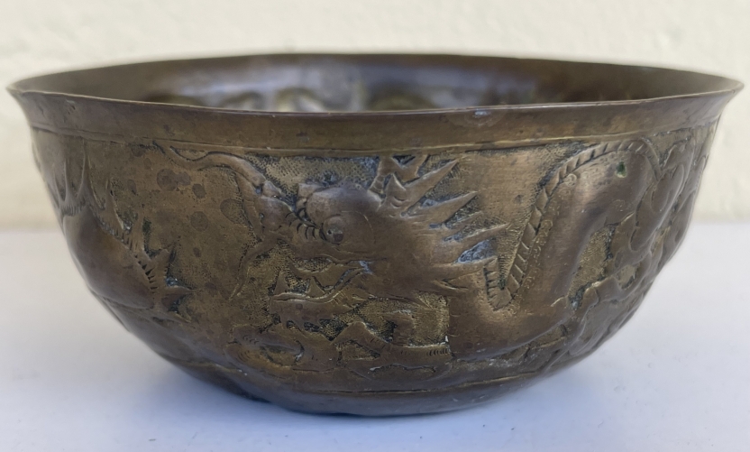 chine_bol_en_cuivre_repousse_au_dragon_et_perle_sacree_fin_xixe_ou_debut_xx