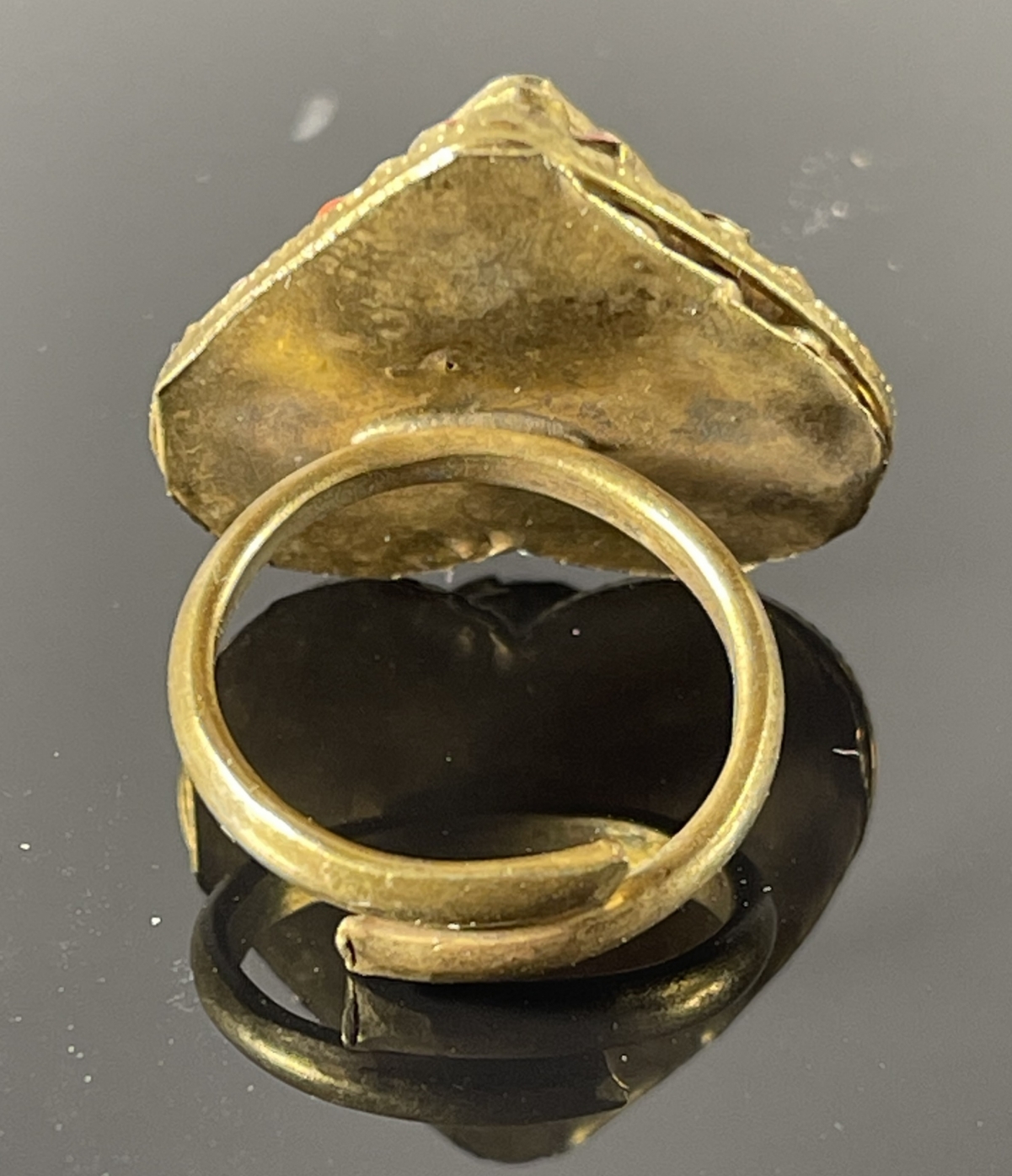 afghanistan_bague_coeur_vers_1960_bijoux_ethnique_afganistan_noir_and_rouge