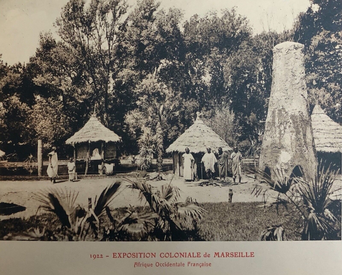 exposition_coloniale_marseille_1922_carnet_de_presentation_france_28_*_17,7_cm