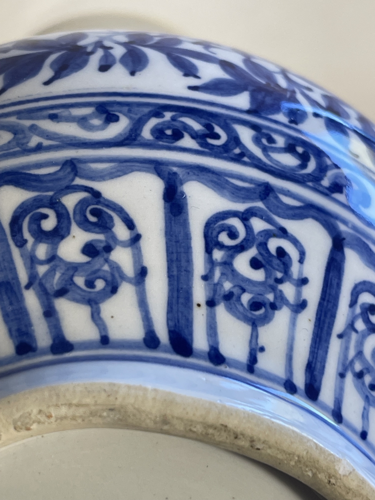 blue_and_white_porcelain_vase_chinese_19th_century_china_chine