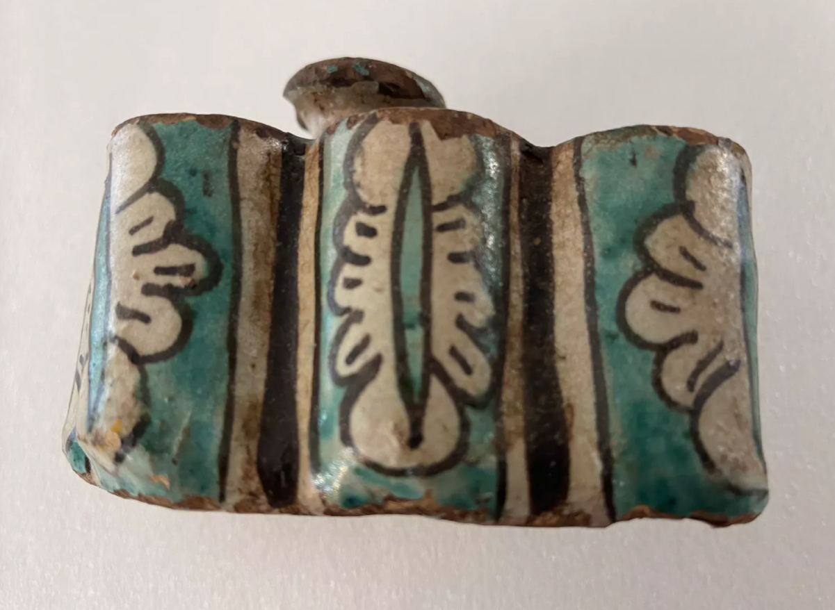 encrier_a_9_godets_denlumineur_xviii_debut_xix,_maroc_fes