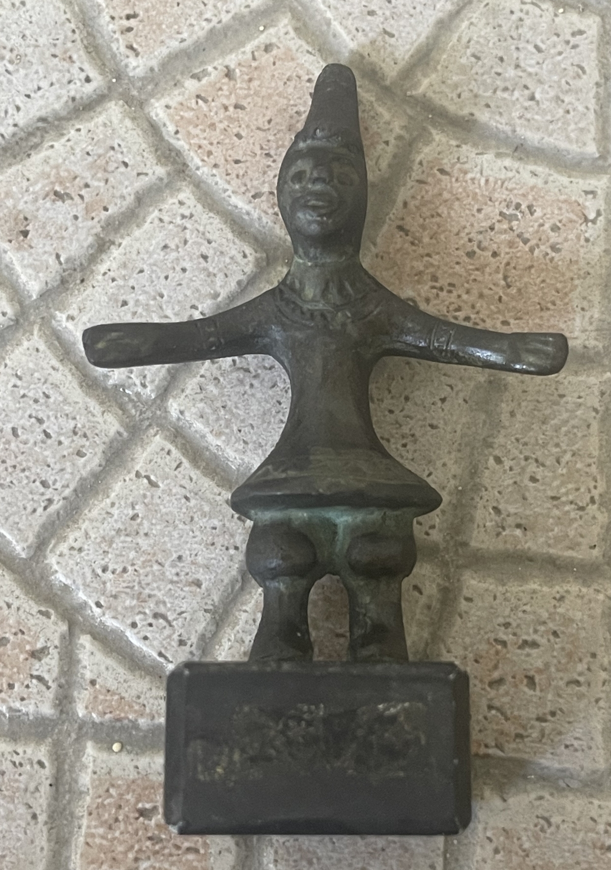 pretresse_vers_venise_statuette_petit_bronze_patine_brune_italie_copie