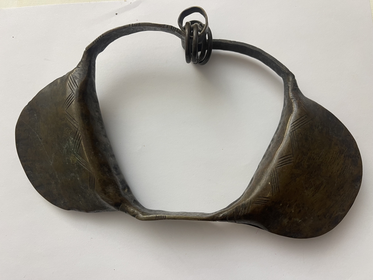 bracelet_hochet_de_danse_yoruba_antique_en_bronze_africain