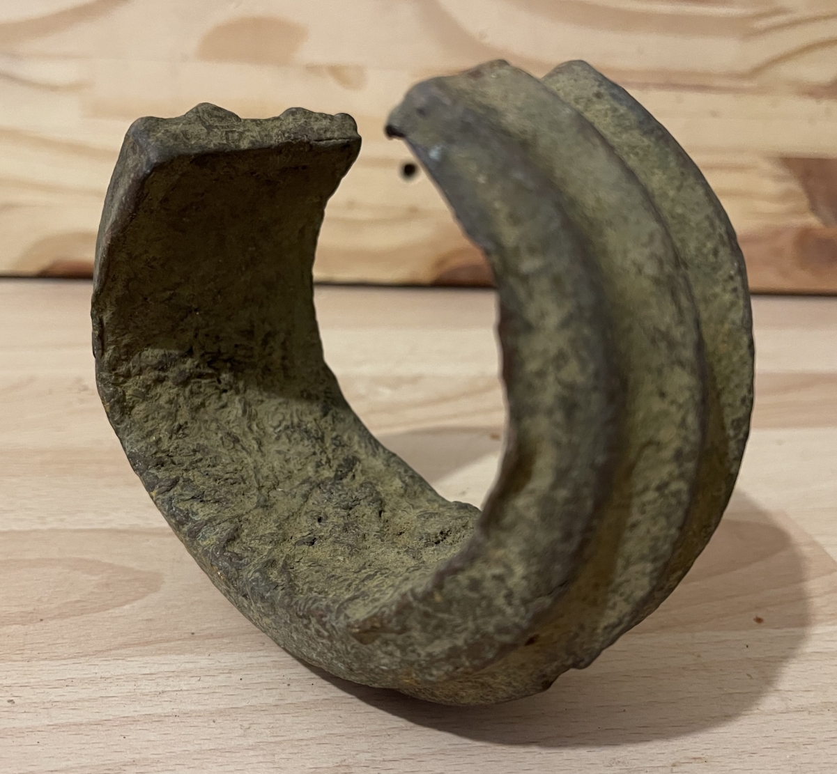 mongo_afrique_congo_belge__ancien_bracelet_monnaie_bijoux_bronze__poids_1kg_565_