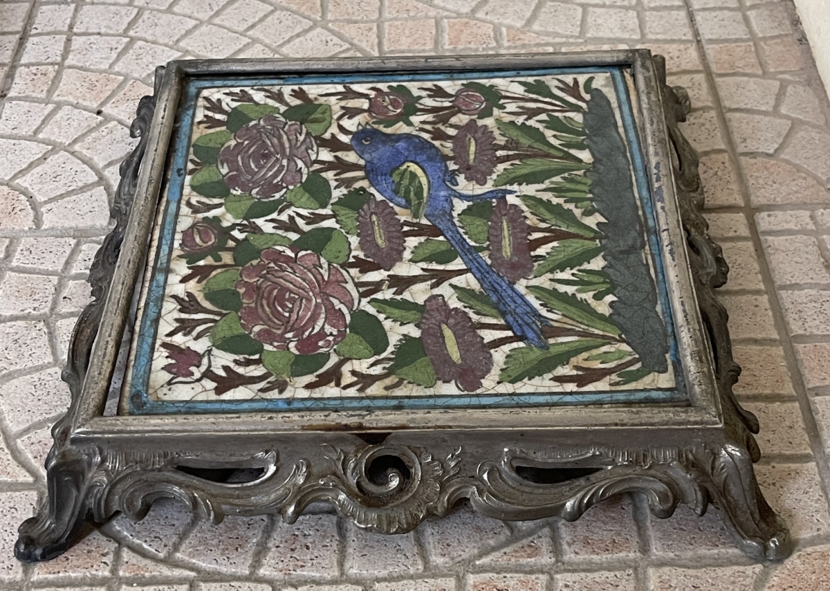 Paire De Grands Carreaux En Céramique Perse à Décor Paysages 19ème