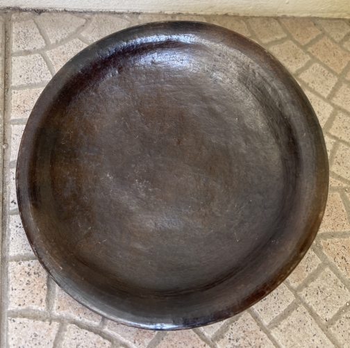 pot_couvert_terre_cuite_couverte_noire_lustree_gourague_ethiopie_afrique
